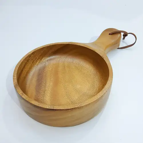 #AC1829; Acacia wood bowl w handle 18cm