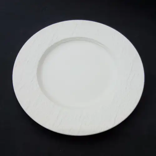 #BS1966-WT; Ceramic round plate 22cm #WT