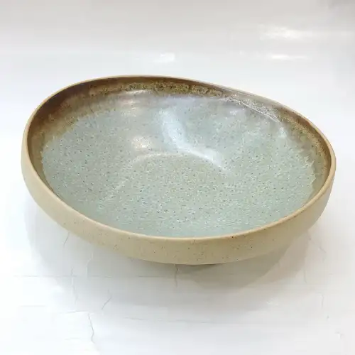 #CH-1065; Ceramic bowl 8.7" #CH  