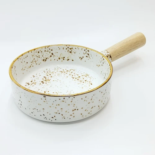 #KK8264-WT; Ceramic 6" bowl with handle #WT
