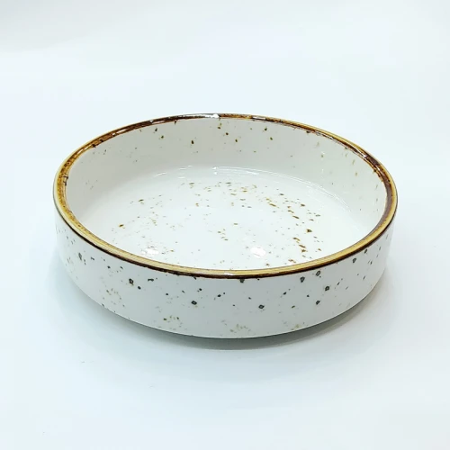 #KK9070-WT; Ceramic 6" deep round plate #WT