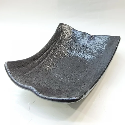 #N2-4142; Ceramic 11" boat shape bowl #BK