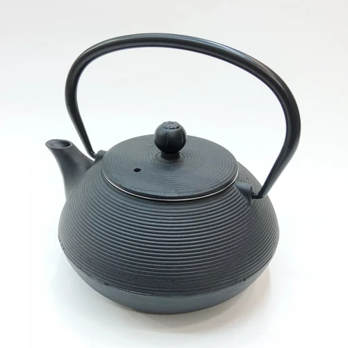 #SQ3512; Cast iron tea pot 0.9L