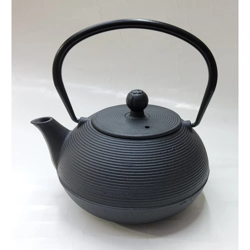 #SQ5910; Cast iron tea pot 0.9L